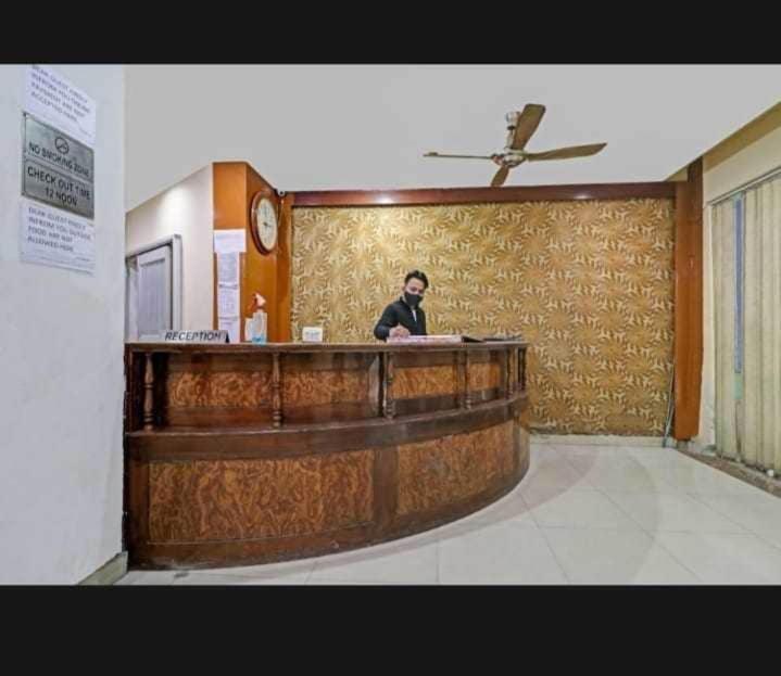 Super Hotel O Global New Delhi Exterior foto