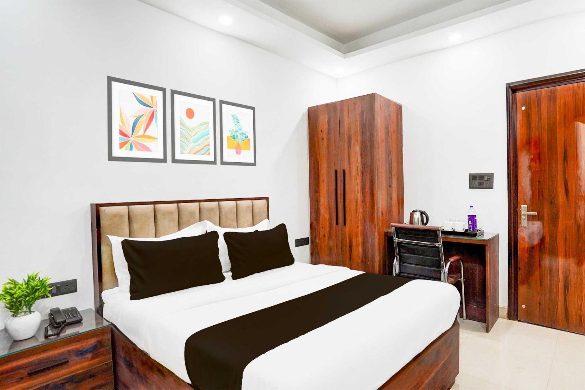 Super Hotel O Global New Delhi Exterior foto