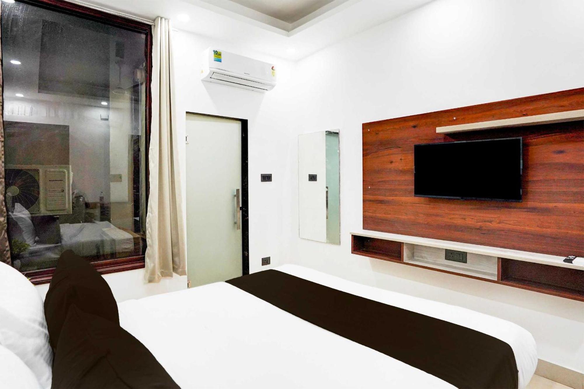 Super Hotel O Global New Delhi Exterior foto