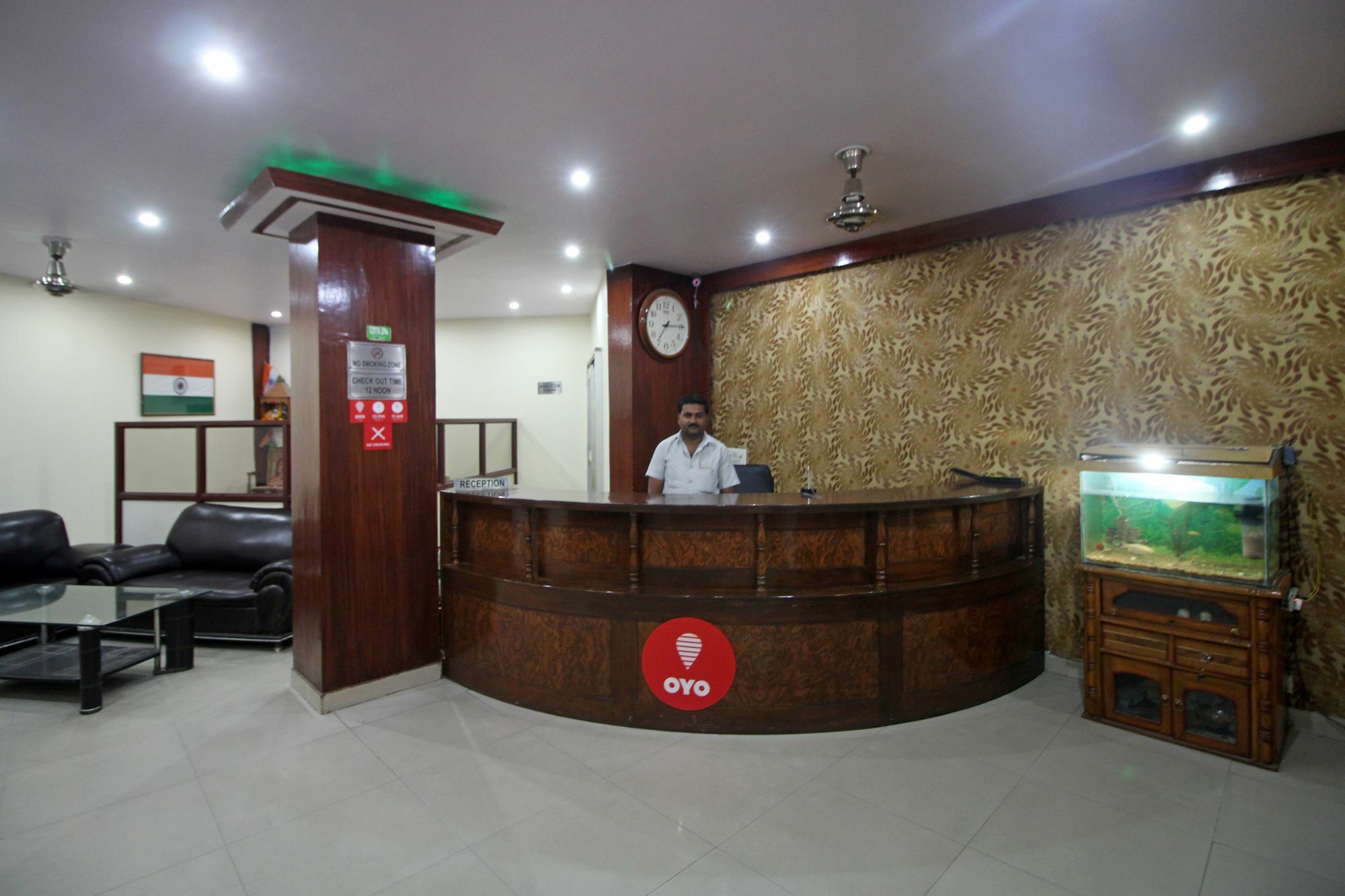 Super Hotel O Global New Delhi Exterior foto